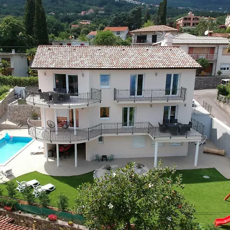 Ferienhaus Two Angels With Swimming Pool, - Opatija *