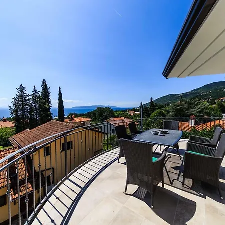 Two Angels With Swimming Pool, - Opatija Holiday home Ika