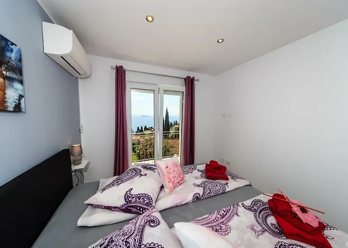 Two Angels With Swimming Pool, - Opatija Casa vacanze *