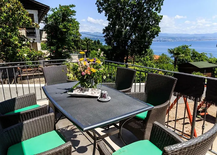 Casa vacanze Two Angels With Swimming Pool, - Opatija