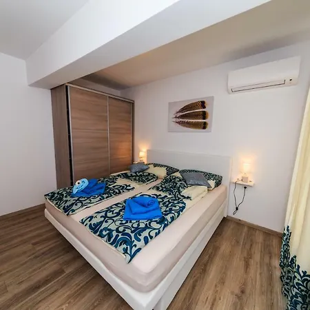 Dom wakacyjny Two Angels With Swimming Pool, - Opatija Ika