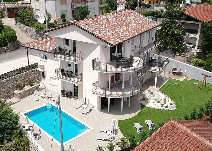 Two Angels With Swimming Pool, - Opatija Dom wakacyjny *
