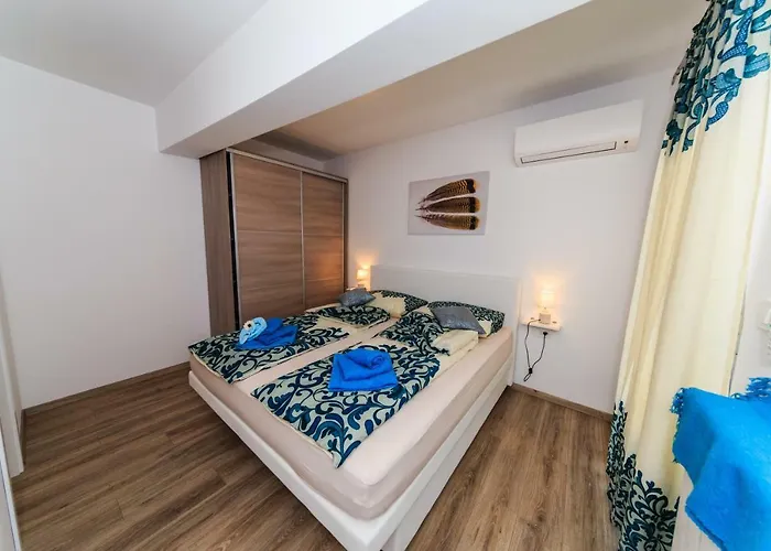 Dom wakacyjny Two Angels With Swimming Pool, - Opatija Ika